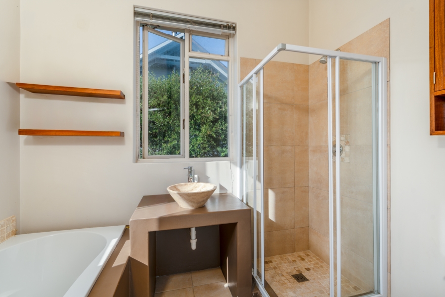 3 Bedroom Property for Sale in Lake Michelle Western Cape